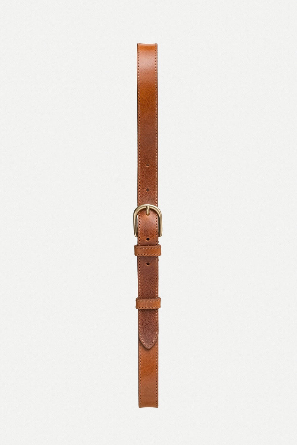 Brauner Ledergürtel mit pflanzlicher Färbung bzw Gerbung von Nudie Jeans. Handsome Belt toffee brown