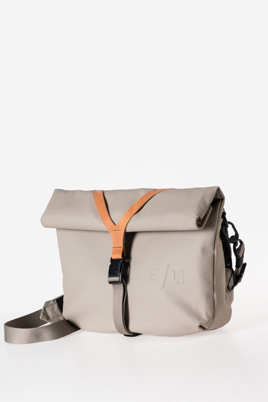 TAKAHASHI RE Umhängetasche