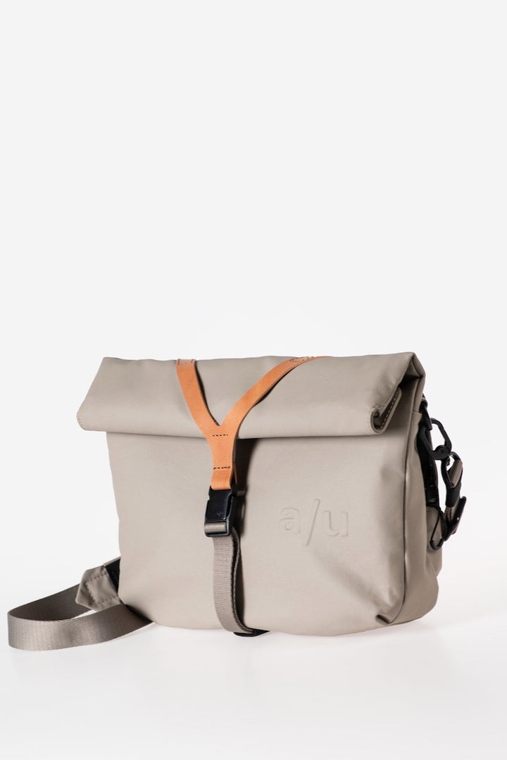 TAKAHASHI RE Umhängetasche