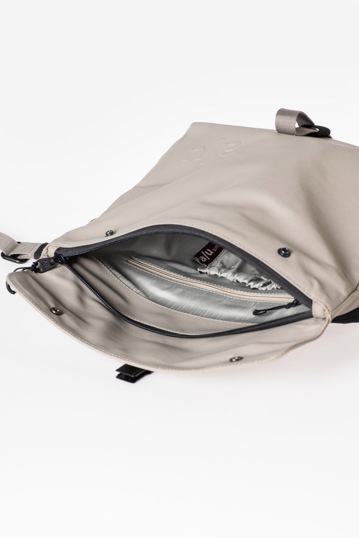 TAKAHASHI RE Umhängetasche