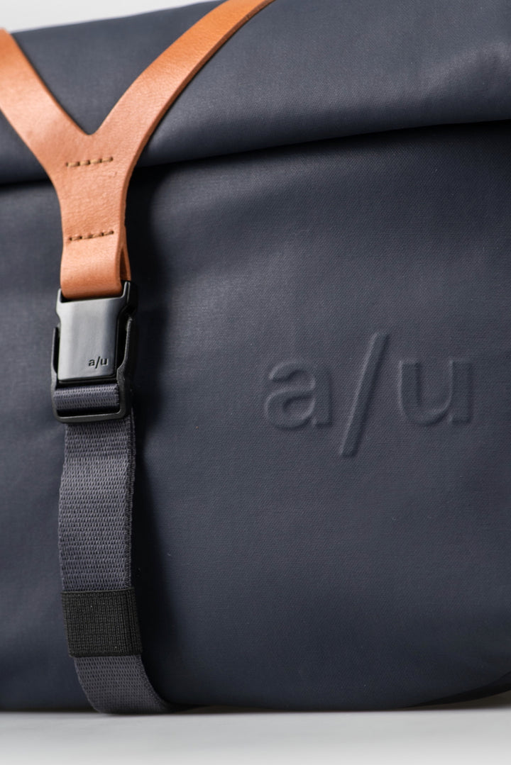 TAKAHASHI RE Umhängetasche