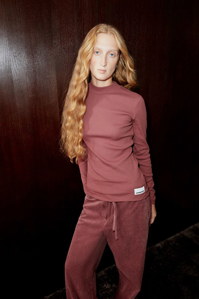 FATIMAARA Rib Longsleeve velvet ember