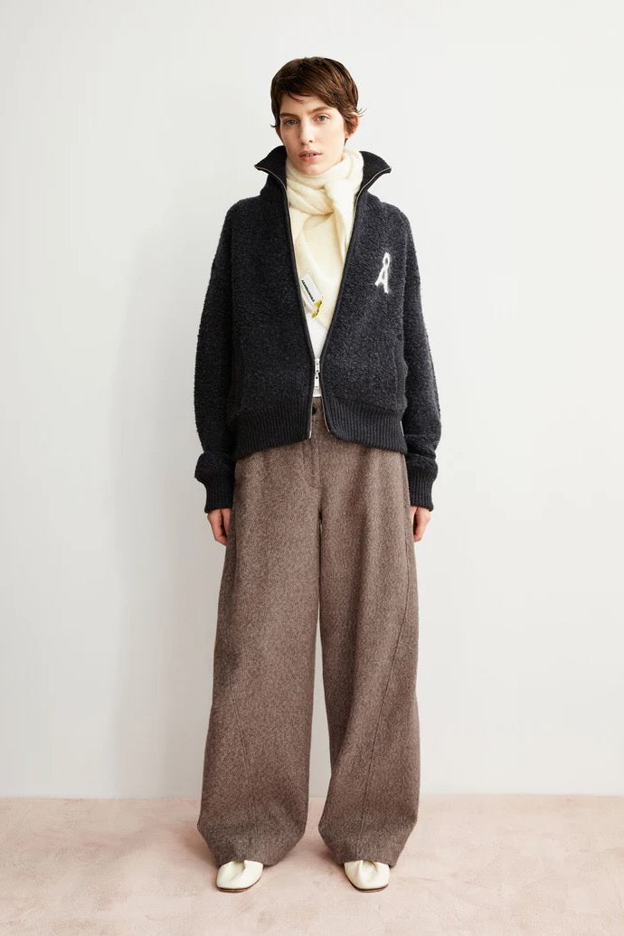 ICONIC Å GWENAA Boucle Knit Jacket steel