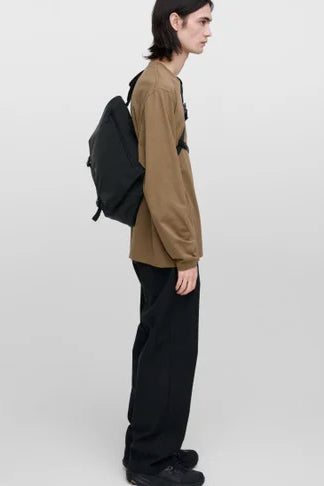 STREAM Messenger black