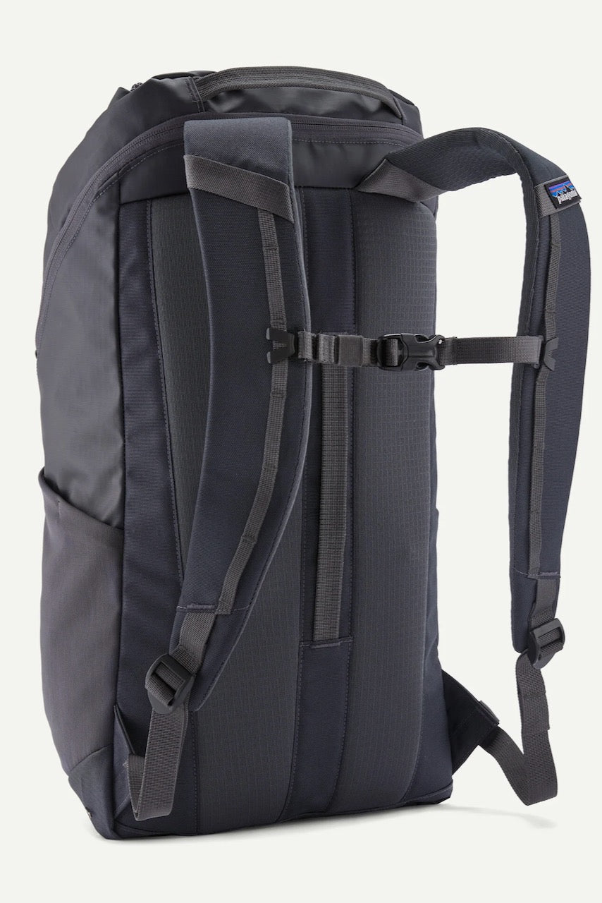 BLACK HOLE® Pack 25L