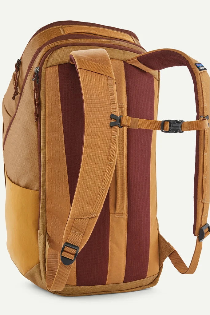 BLACK HOLE® Pack 32L