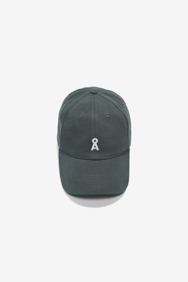 YENAAS Bold Cap