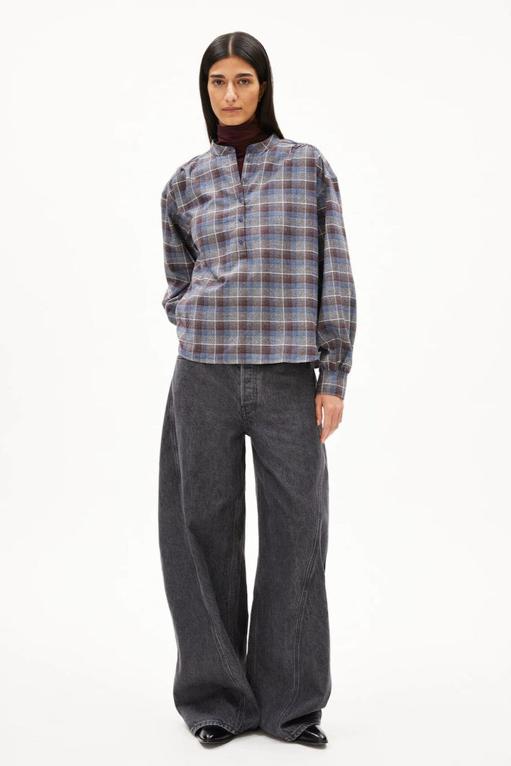 EFINARAA CHECK Bluse