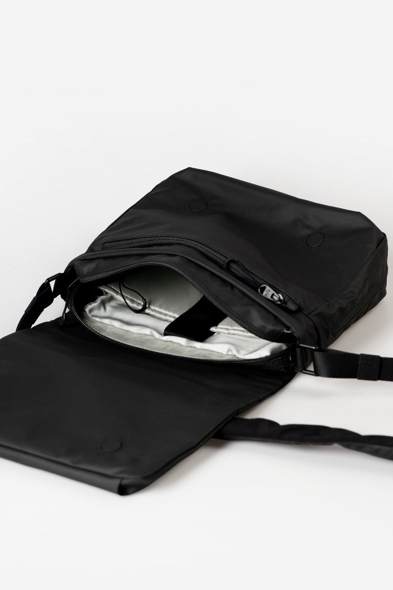 AOKI RE Umhängetasche