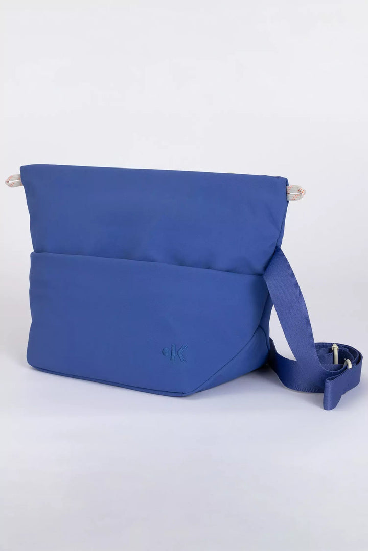 TAAVI Sling Bag