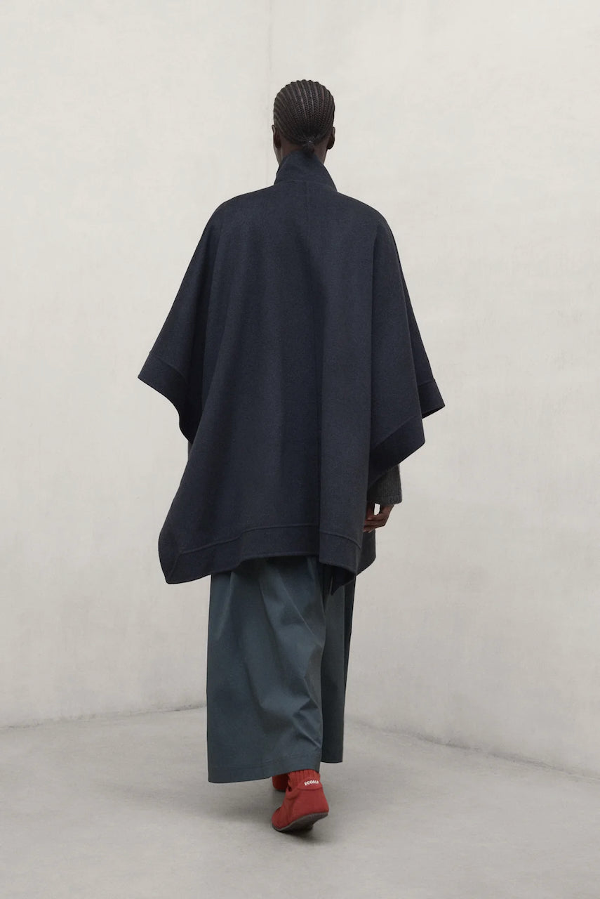 ASTURIA Cape charcoal khaki