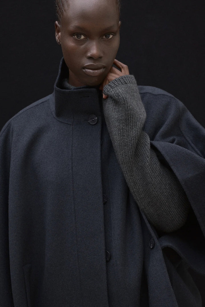 ASTURIA Cape charcoal khaki