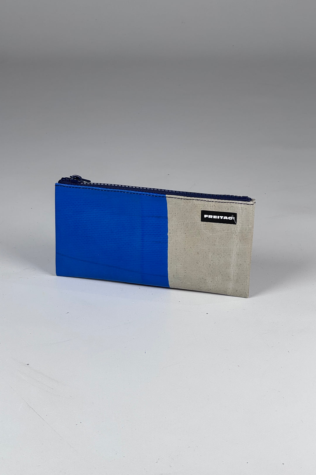 SERENA F06 Pouch
