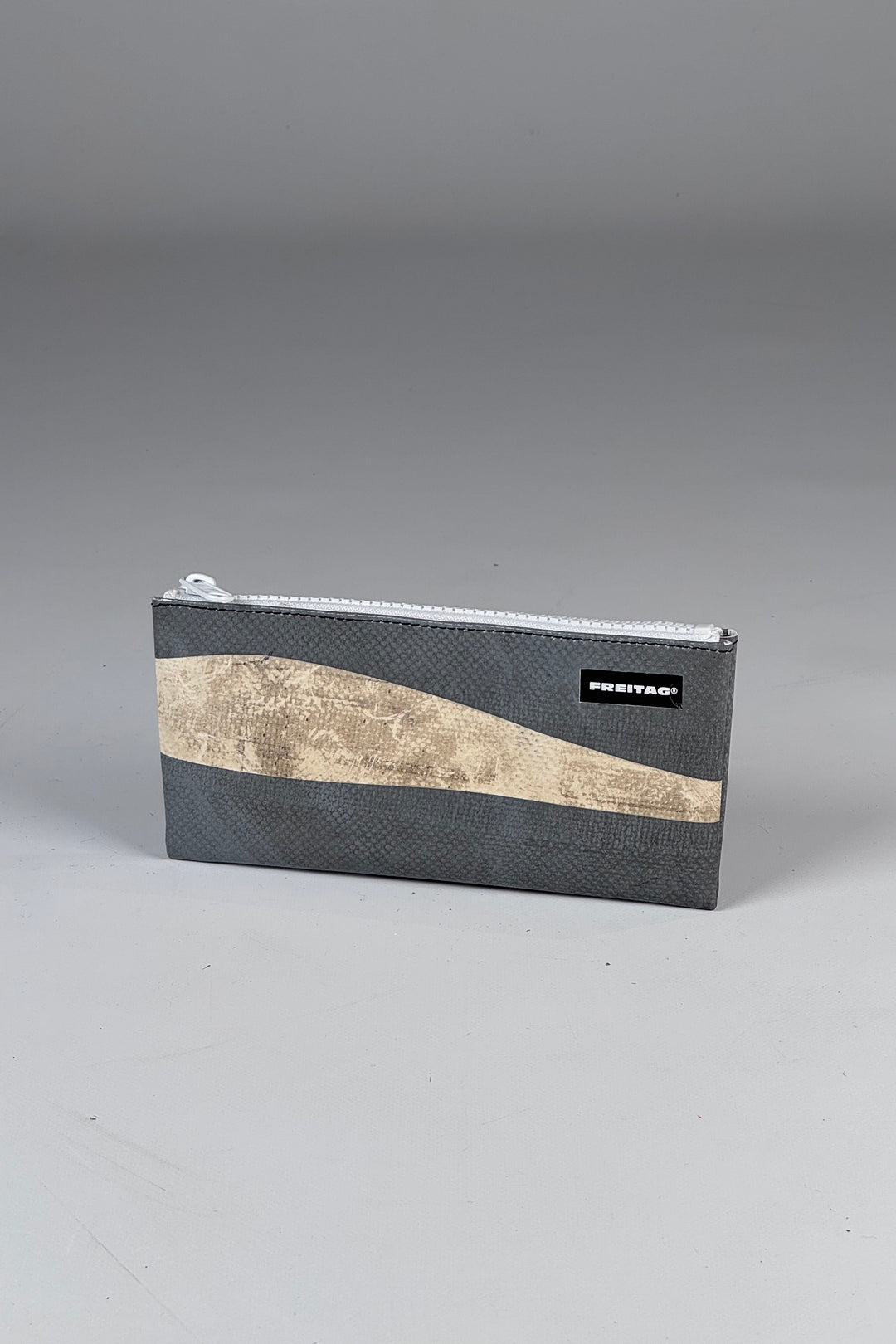 SERENA F06 Pouch
