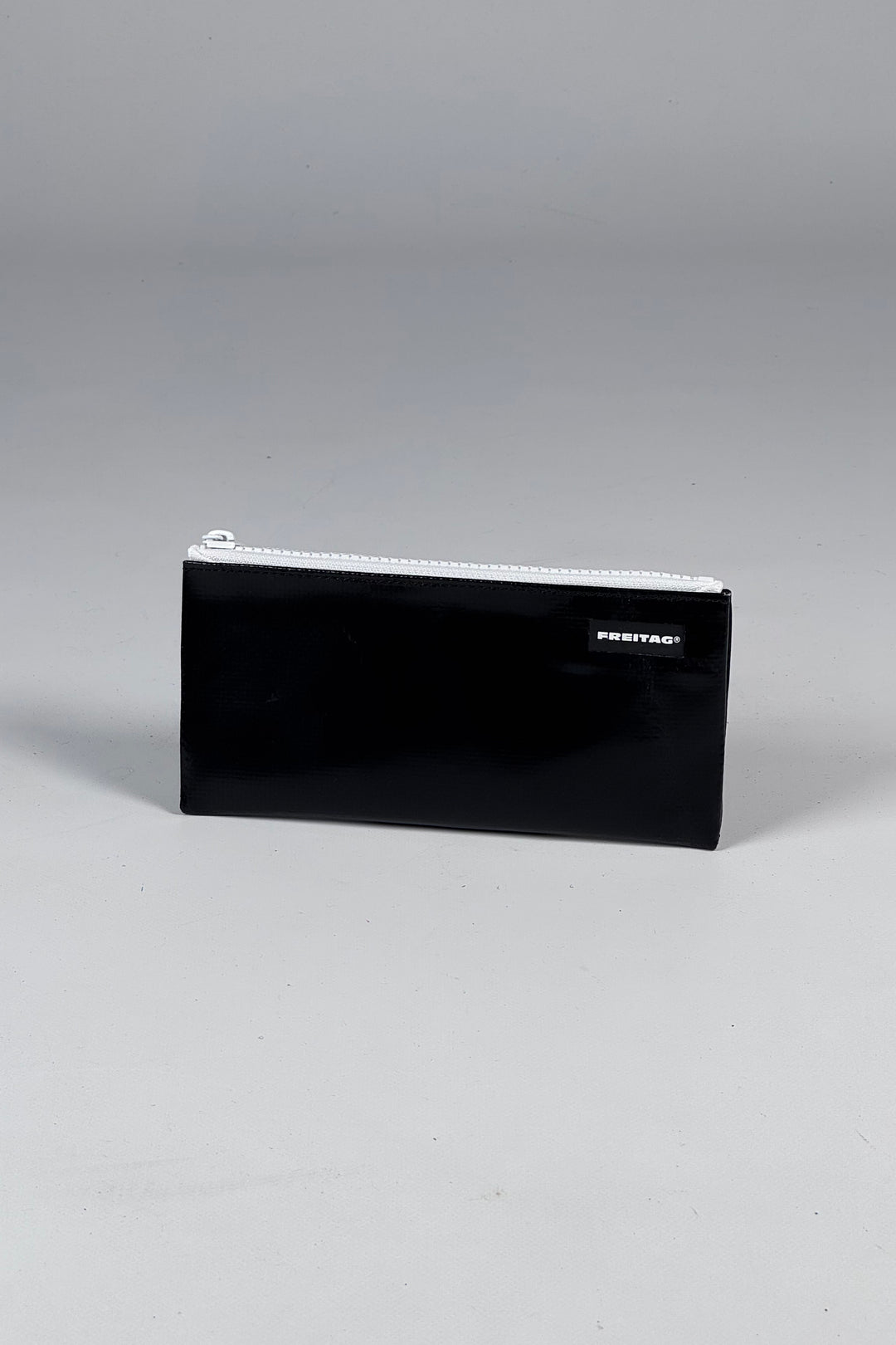SERENA F06 Pouch
