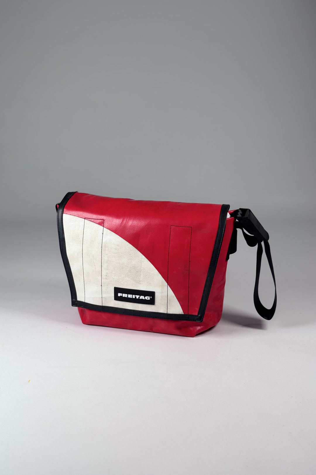 DEXTER F14 Messenger Classic Slim