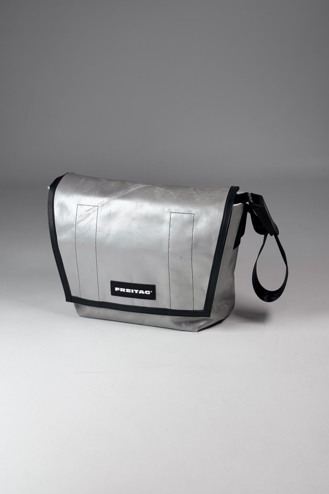 DEXTER F14 Messenger Classic Slim