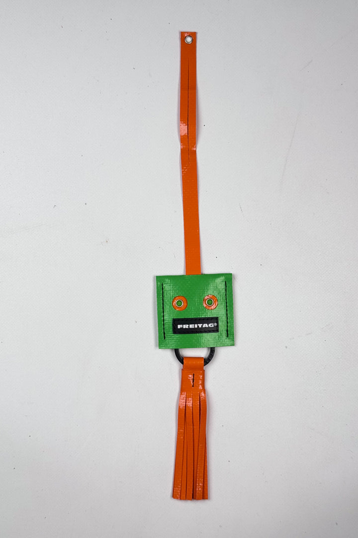 FACE F212 Anhänger