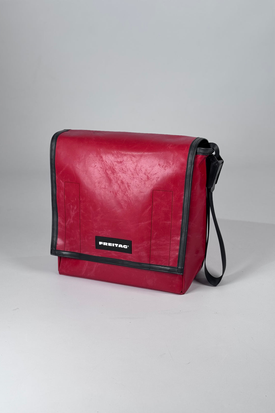 NIGHTCLUB F21 Messenger Classic DJ