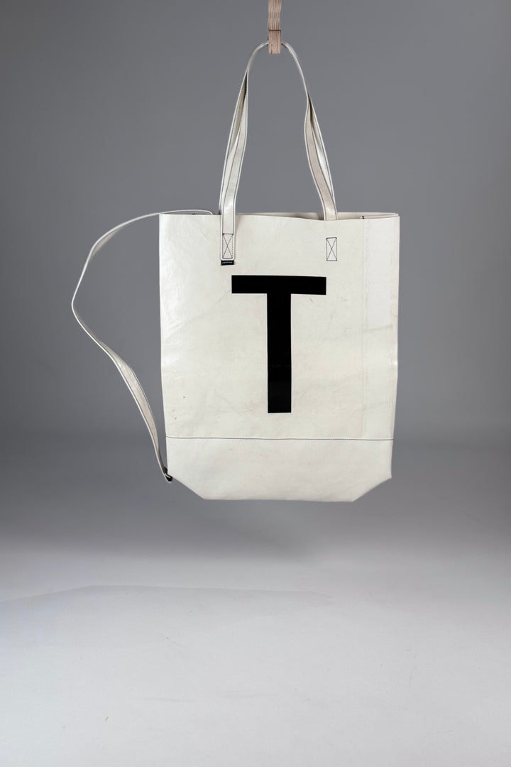 JULIEN F262 Backpackable Tote M