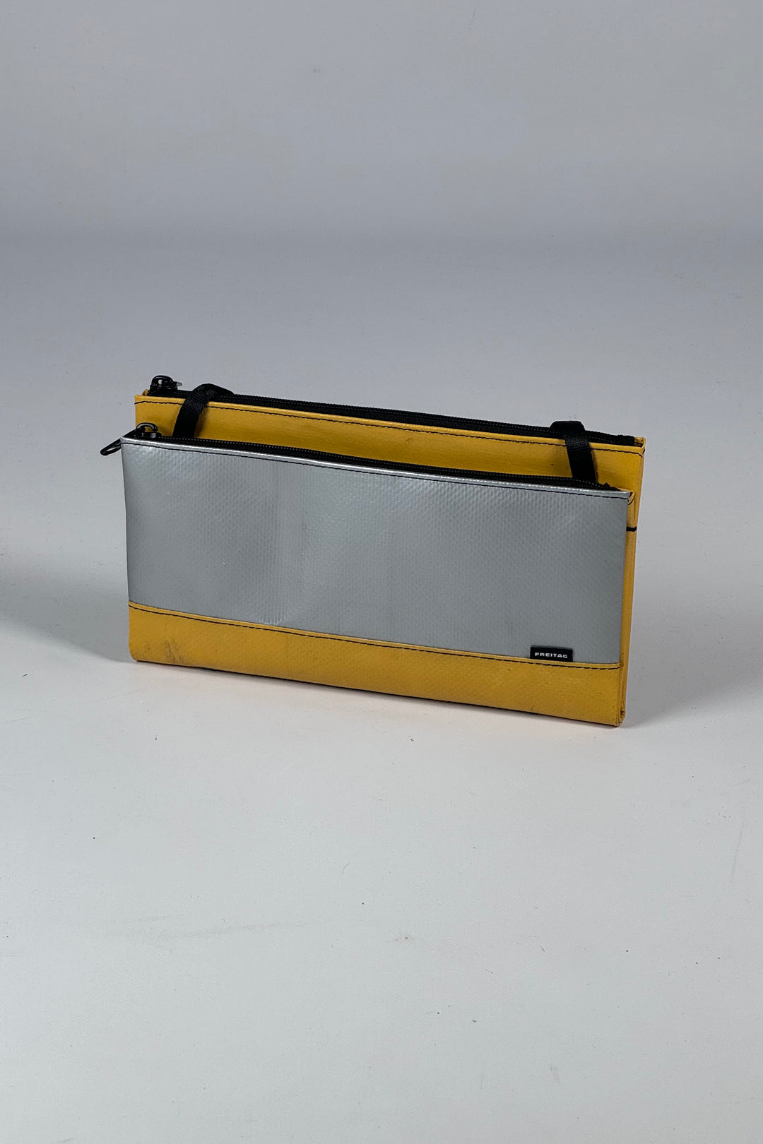 MASIKURA F271 Clutch Bag