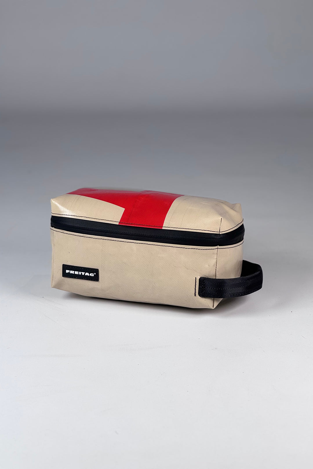 WAYNE F36 Toilet Bag medium