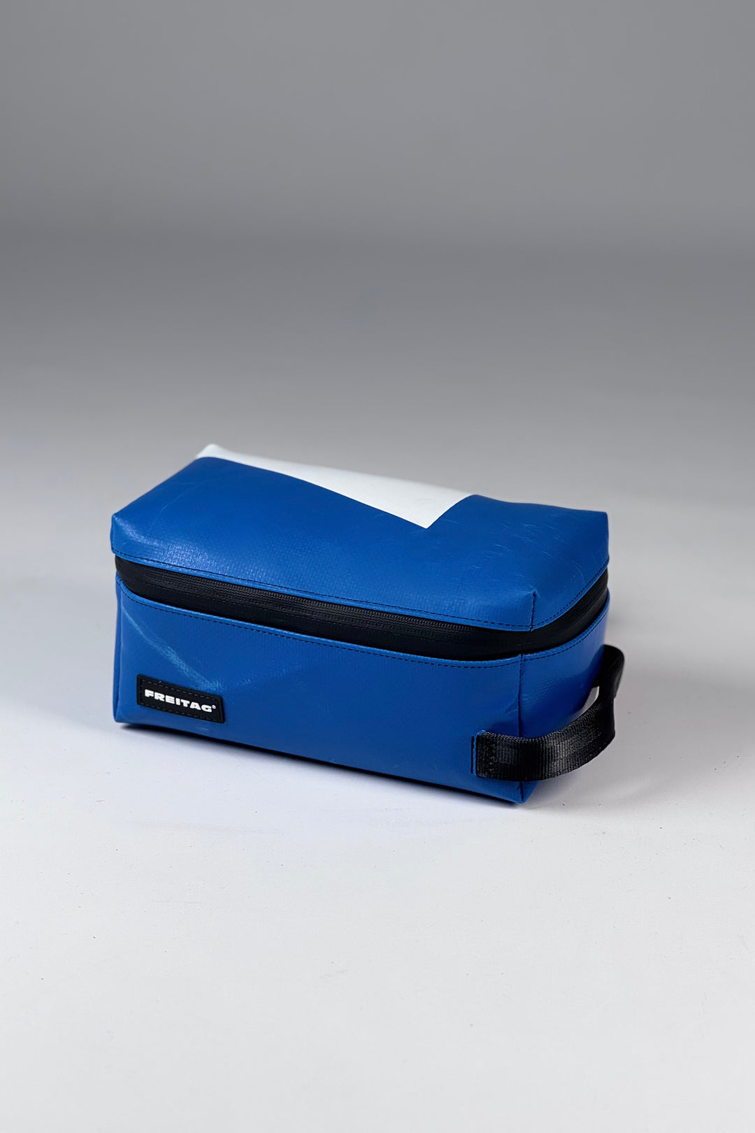 WAYNE F36 Toilet Bag medium