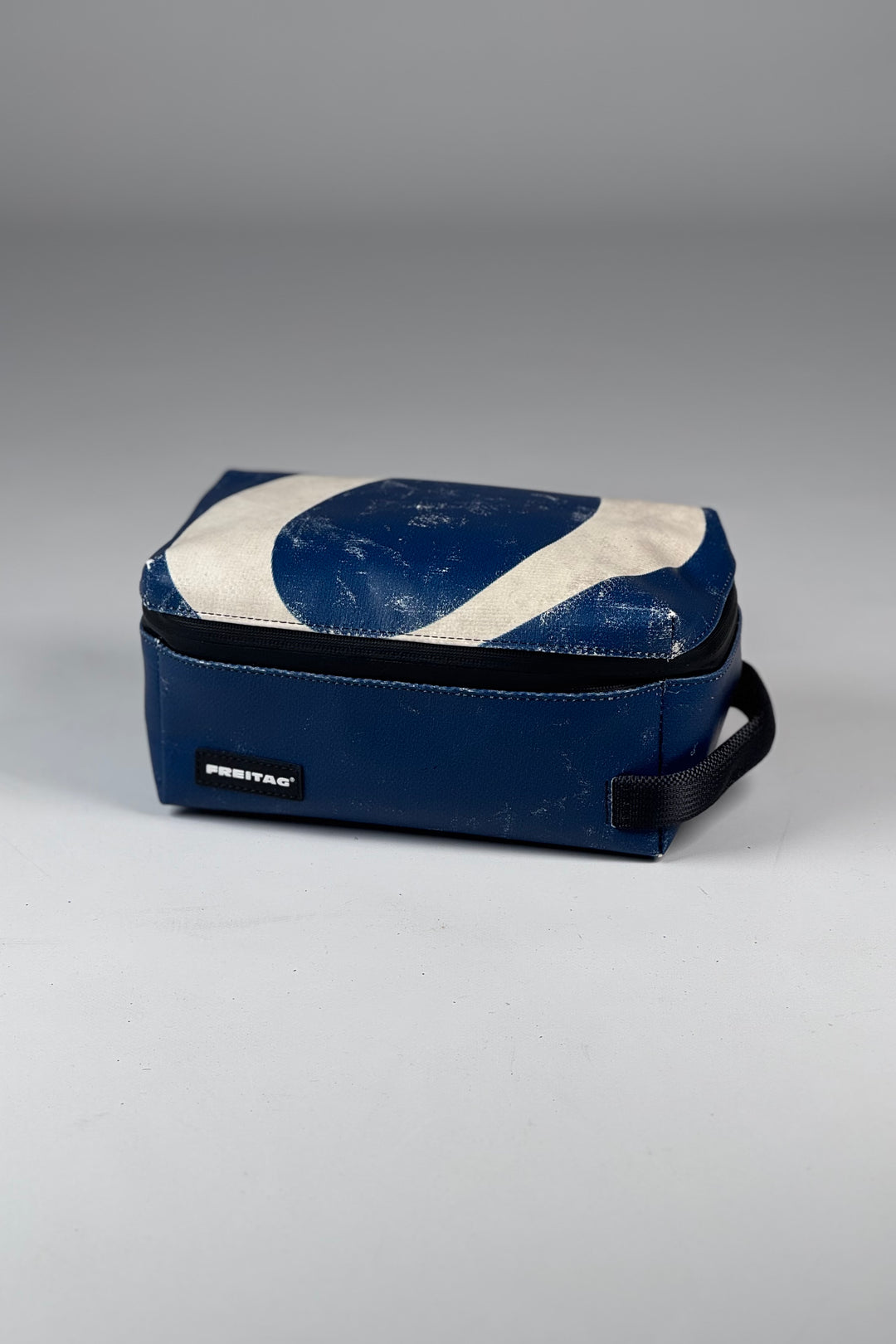 WAYNE F36 Toilet Bag medium