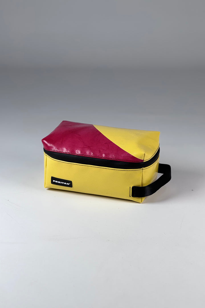 WAYNE F36 Toilet Bag medium