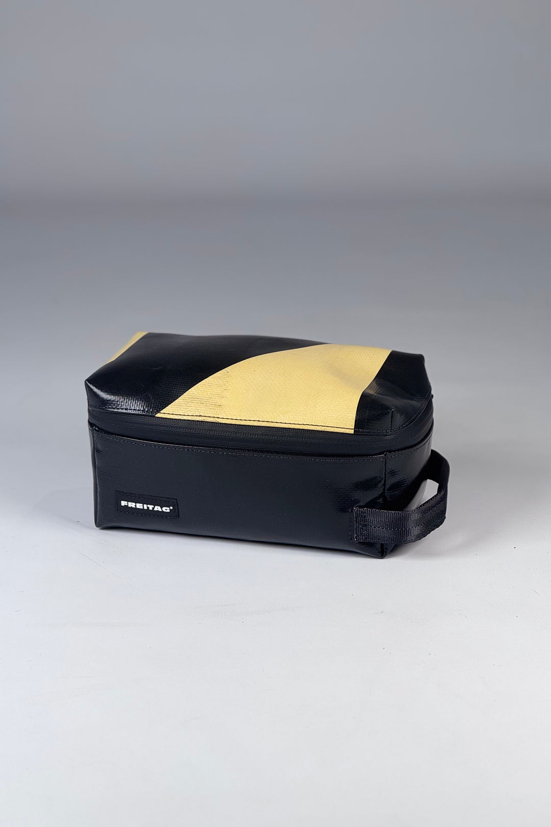 WAYNE F36 Toilet Bag medium