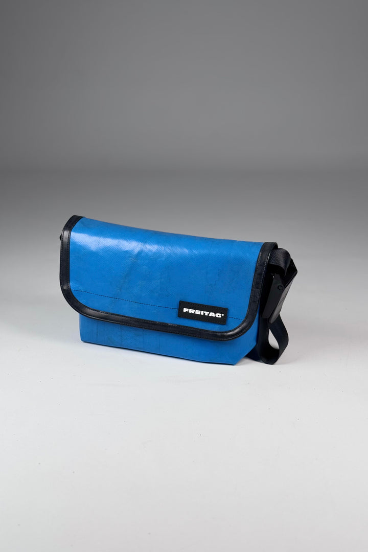 HAWAII FIVE-O F41 Messenger Bag extra small