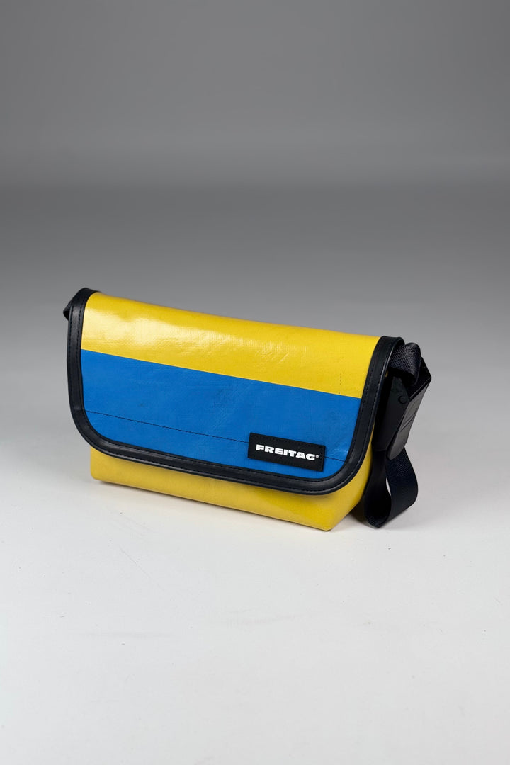 HAWAII FIVE-O F41 Messenger Bag extra small