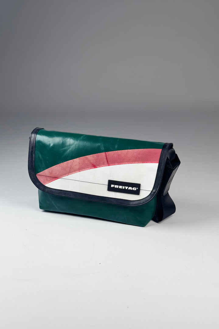 HAWAII FIVE-O F41 Messenger Bag extra small