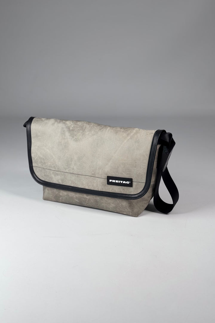 SURFSIDE 6 F42 Messenger