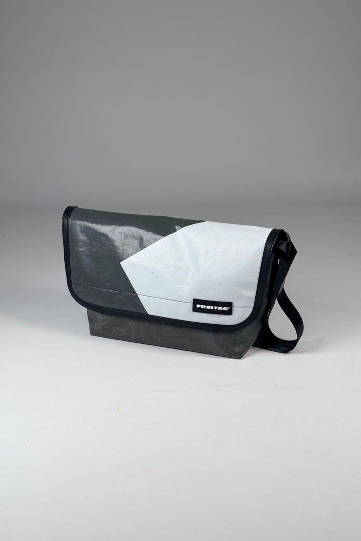 SURFSIDE 6 F42 Messenger