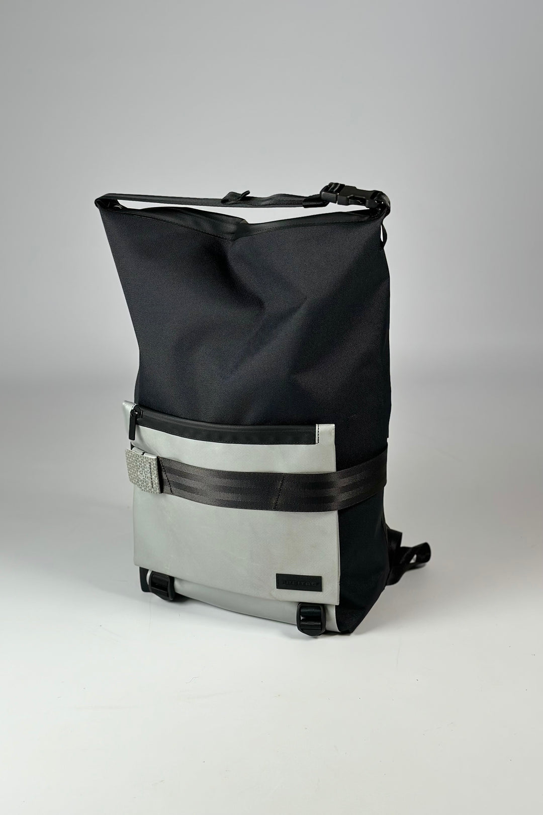 COSTON F690 Backpack