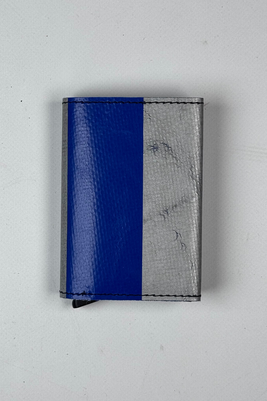 SECRID X FREITAG F705