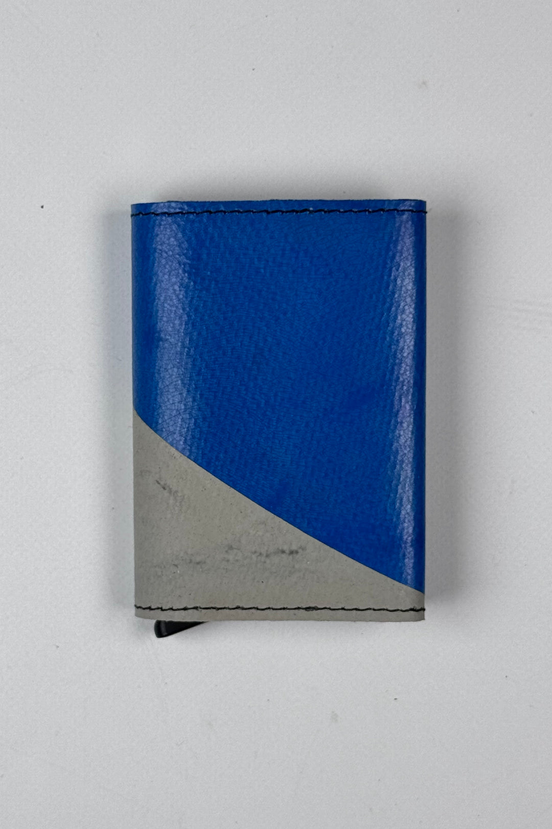 SECRID X FREITAG F705