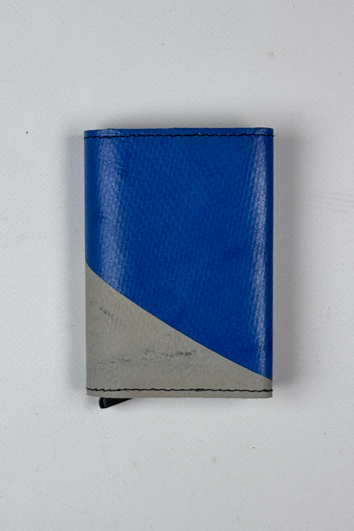 SECRID X FREITAG F705