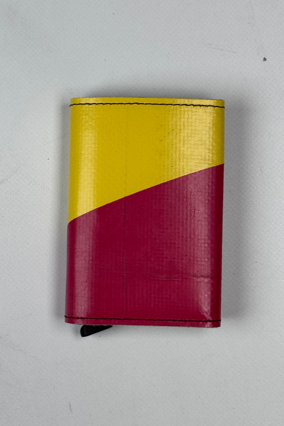 SECRID X FREITAG F705