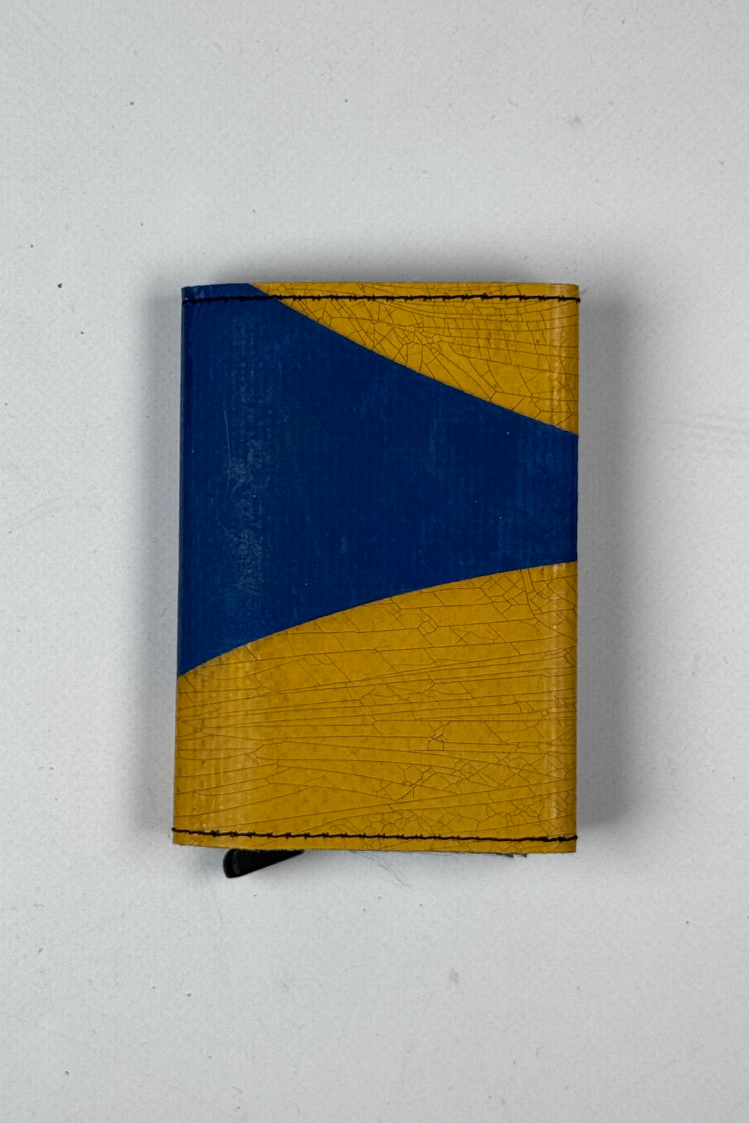 SECRID X FREITAG F705