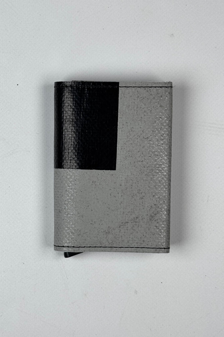 SECRID X FREITAG F705