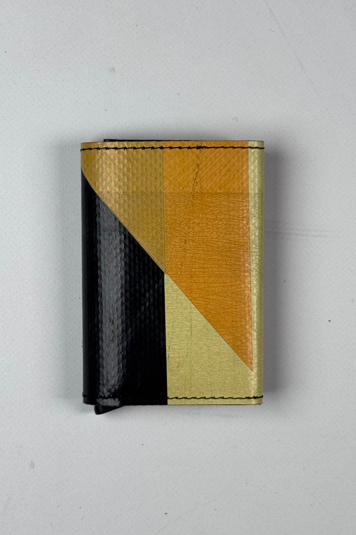 SECRID X FREITAG F705