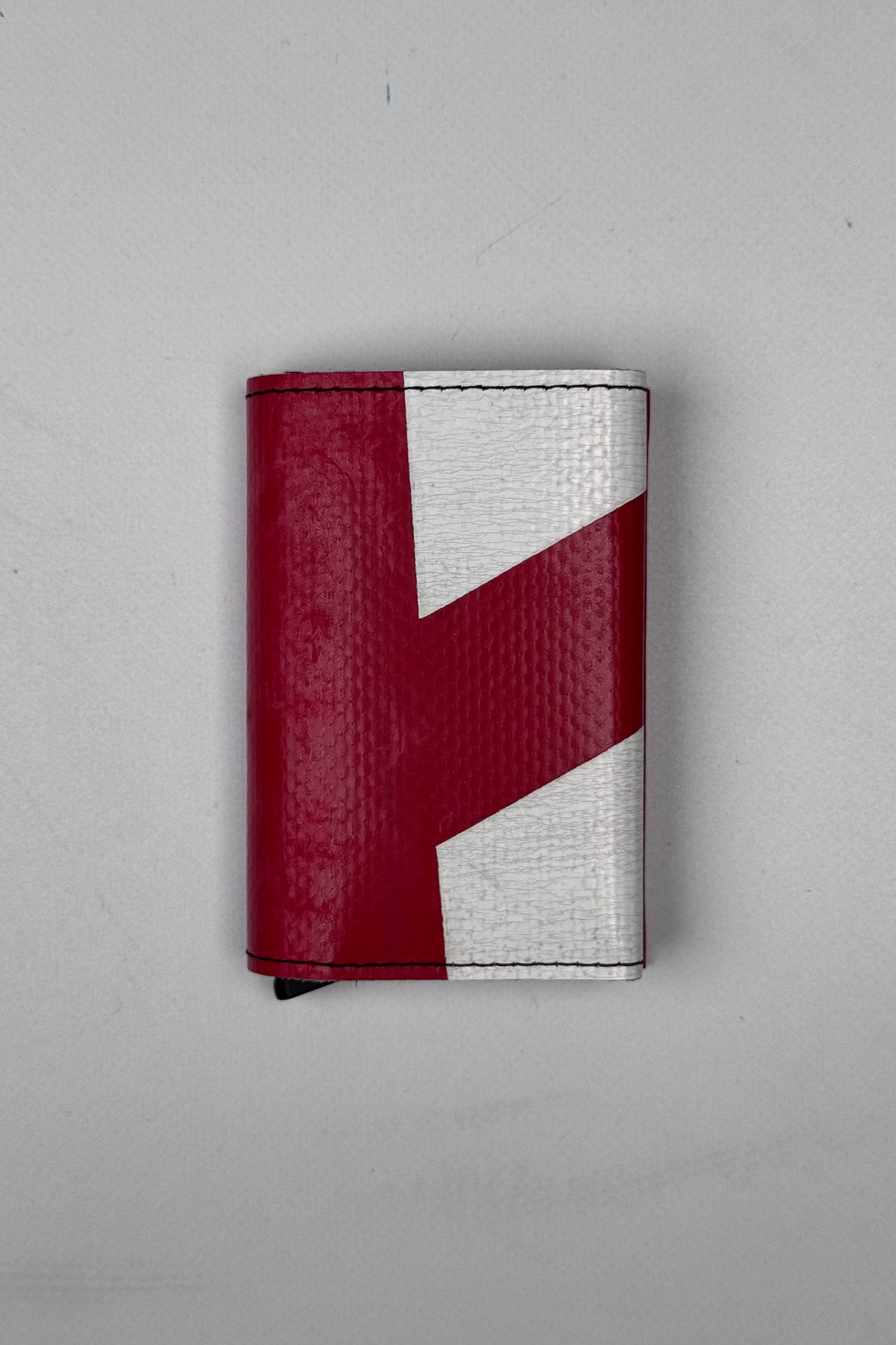 SECRID X FREITAG F705