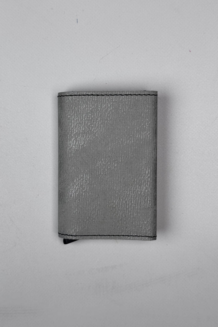 SECRID X FREITAG F705