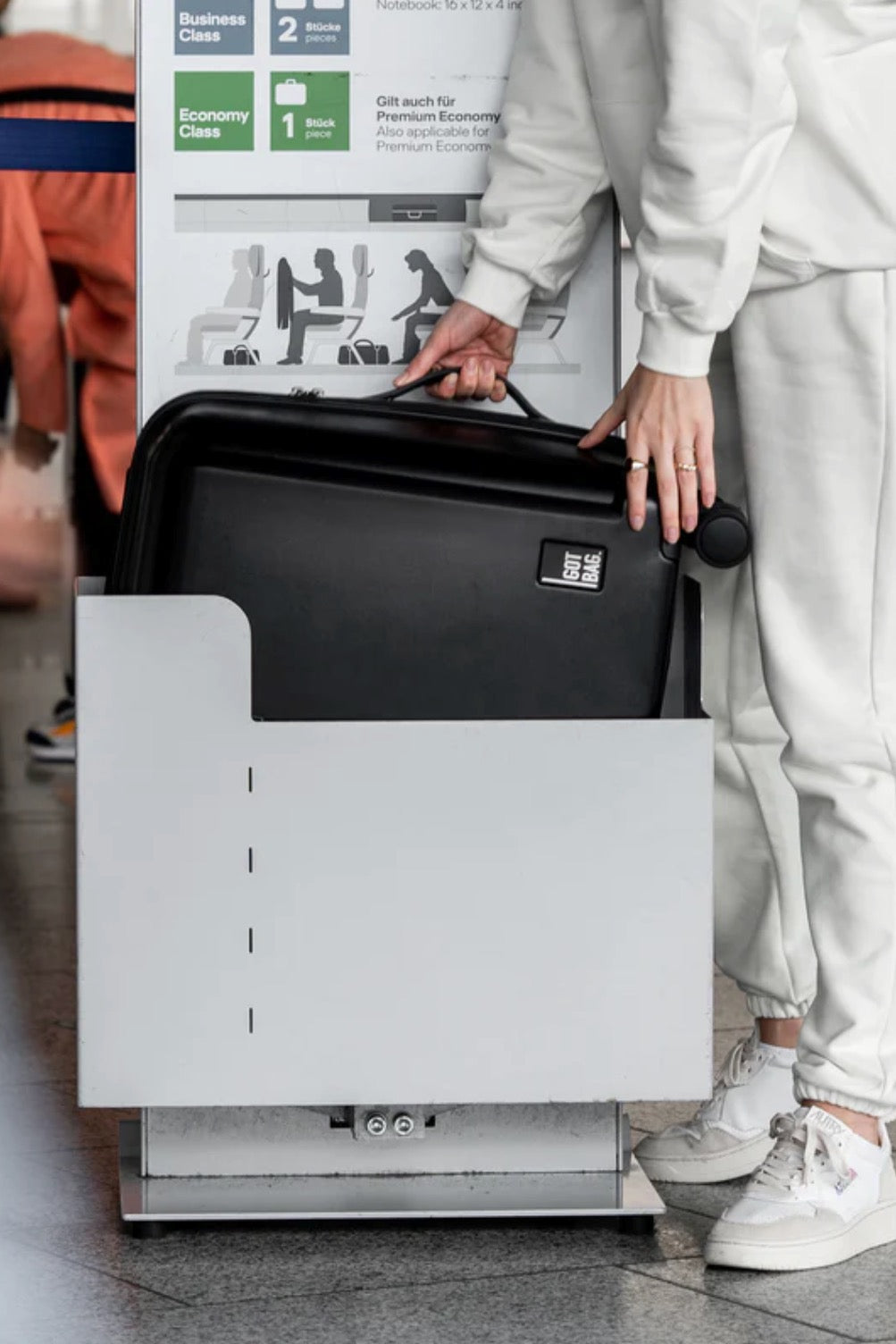 RE:SHELL® CABIN Rollkoffer black
