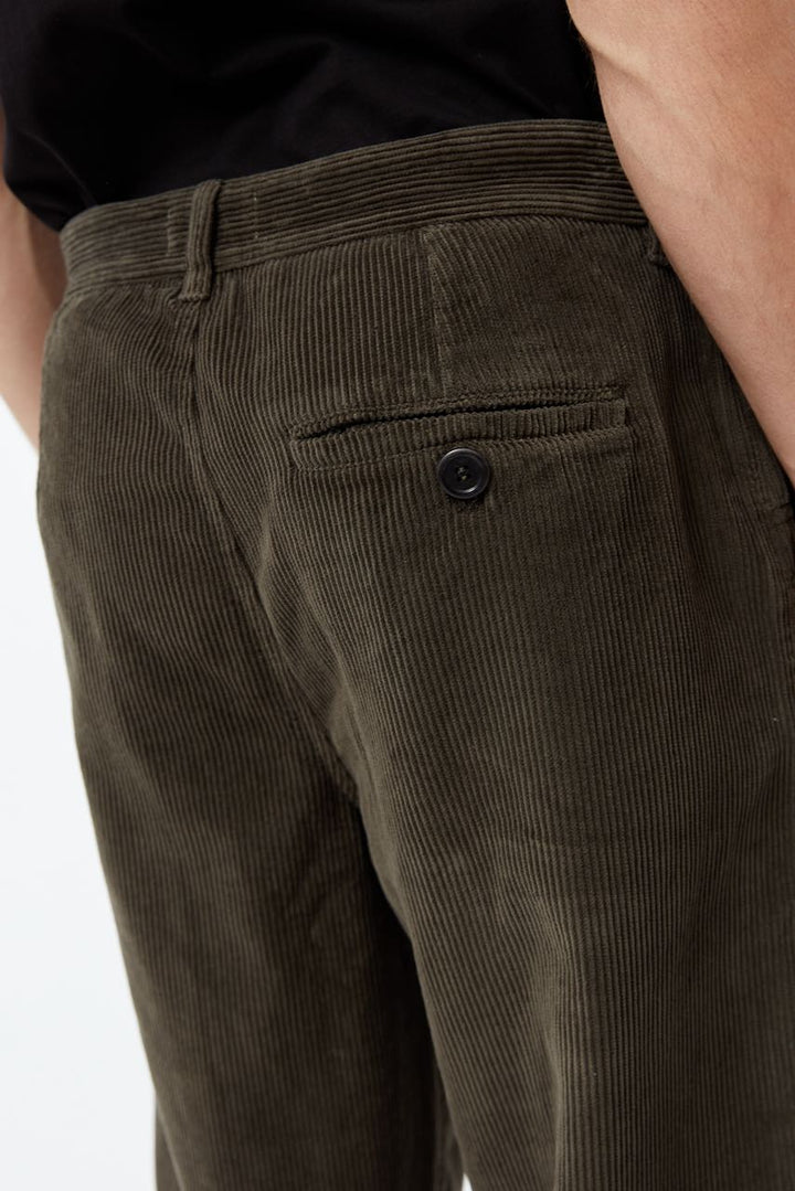 GBKLAAS Cord Pants dark olive