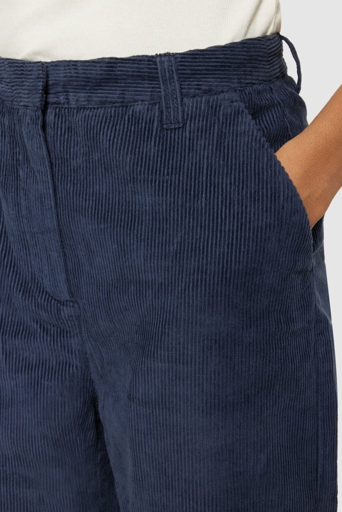 POSEY Wide High-Rise Corduroy Pant