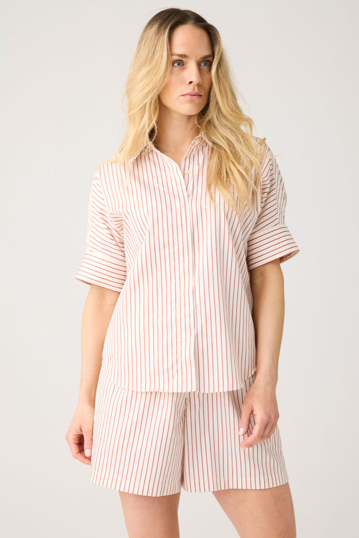ISLET Satin Shirt red stripe