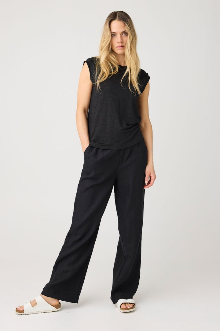 LINEN Sleeveless T-Shirt